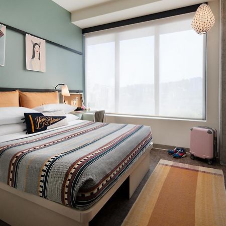 Moxy Portland Downtown Hotel Eksteriør billede
