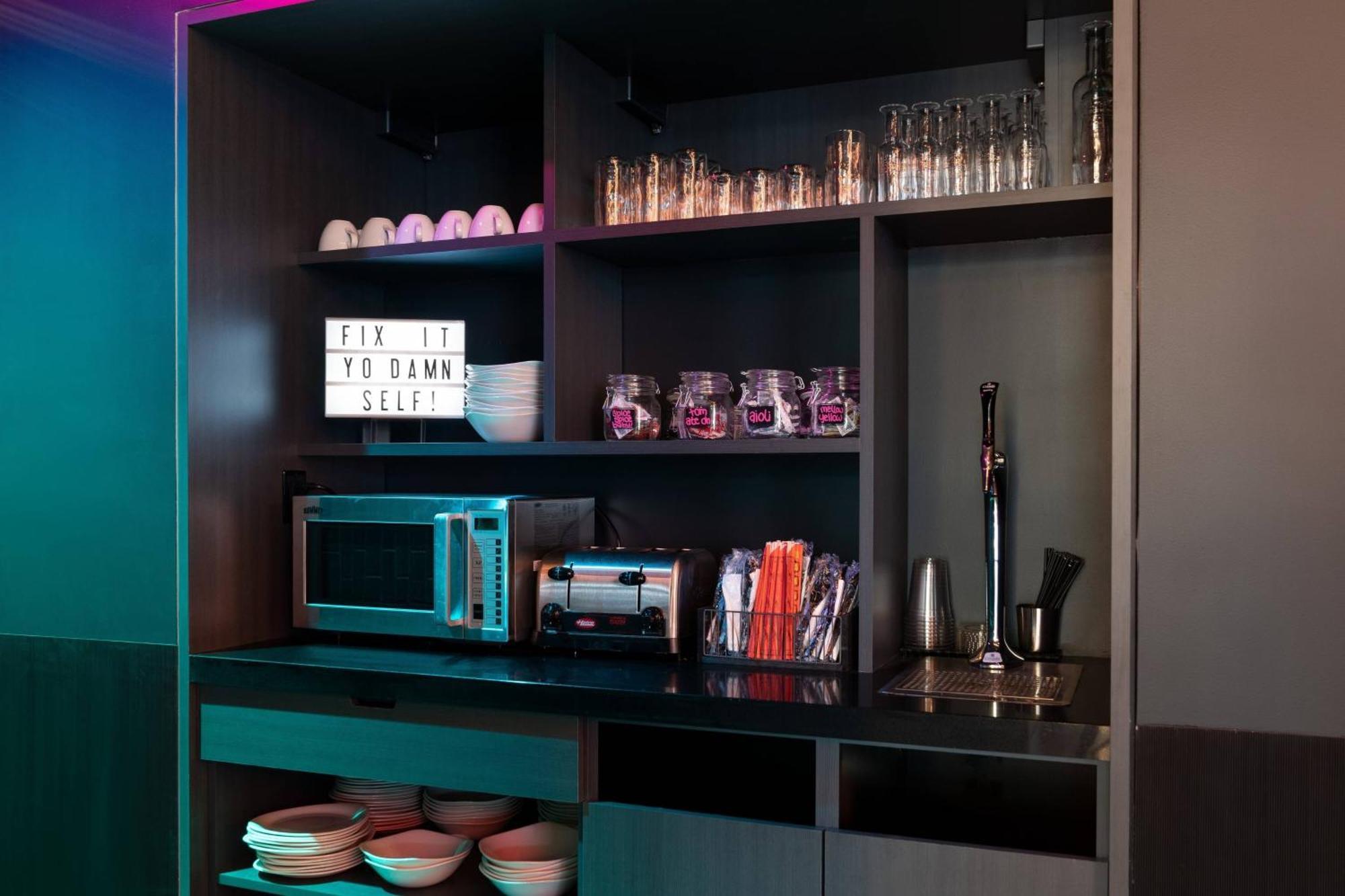 Moxy Portland Downtown Hotel Eksteriør billede